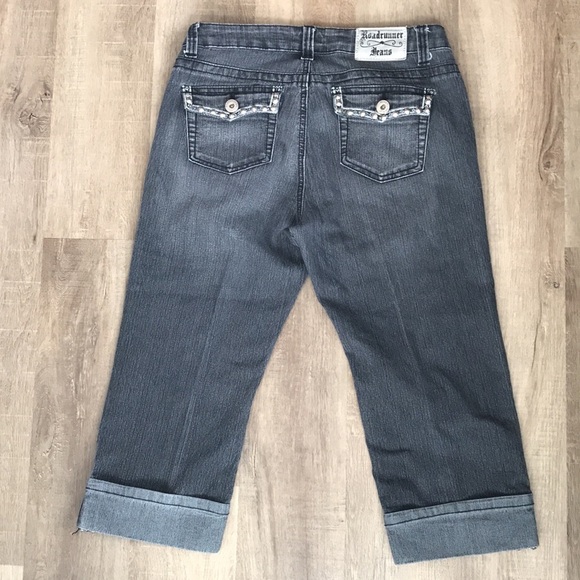 4/$25 Roadrunner Cropped jeans black wash with studs - Picture 8 of 14